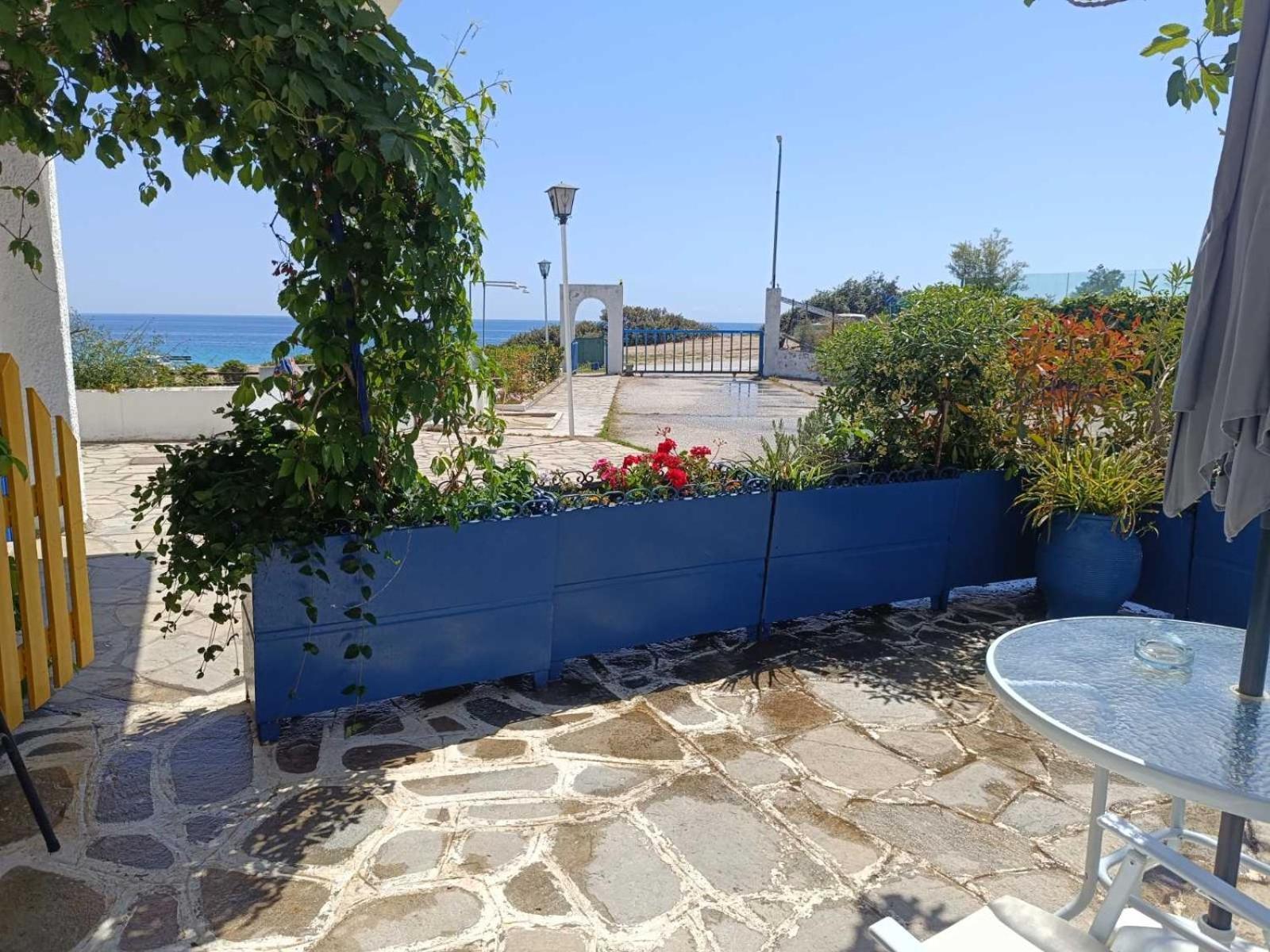 فيلا Right Across The Sea Nea Kallikrateia المظهر الخارجي الصورة